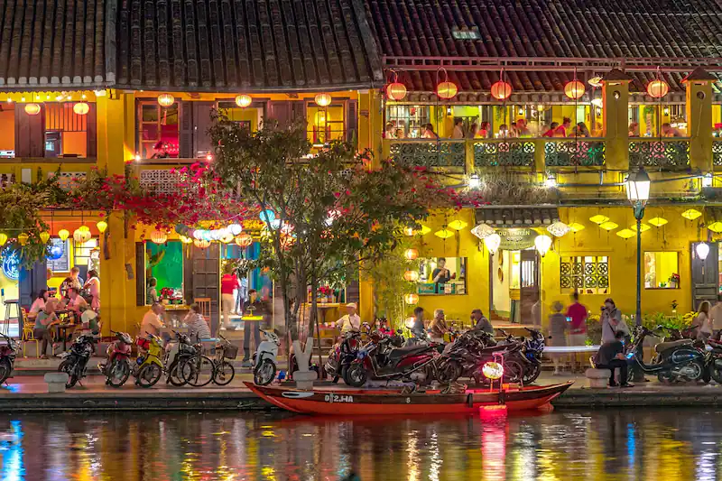 5 Kota Sejarah di Vietnam yang Memukau Wajib Dikunjungi