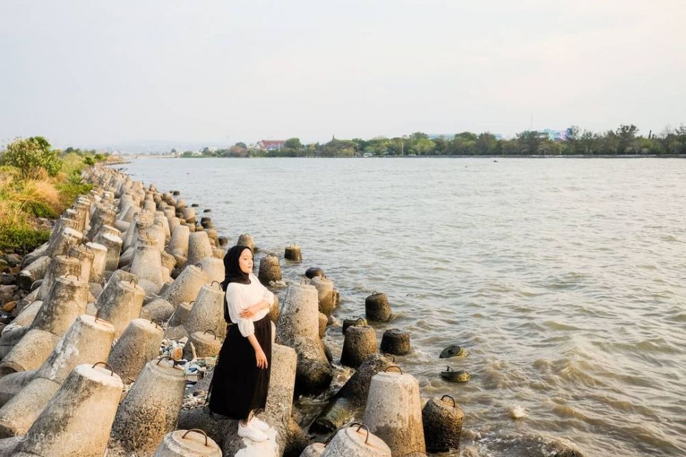 Pantai Baruna, Surga Tersembunyi yang Tersembunyi di Semarang
